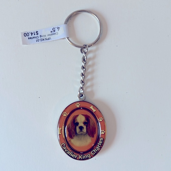 NWT Cavalier King Charles Dog Breed 2 Sided Spinner Oval Metal Keychain Fidget - Picture 2 of 5